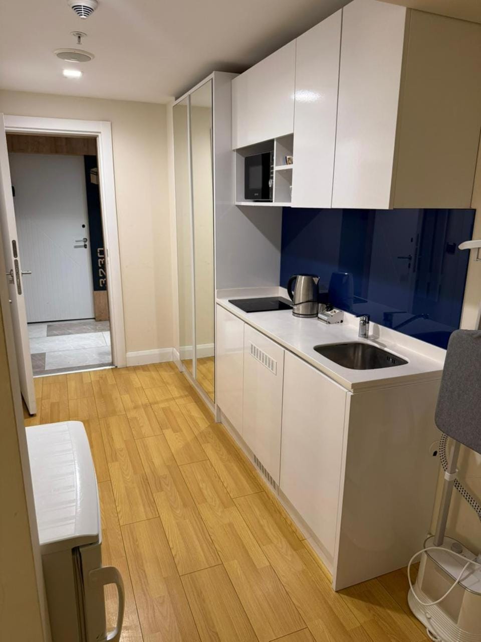 Bathroom, Kitchen or kitchenette