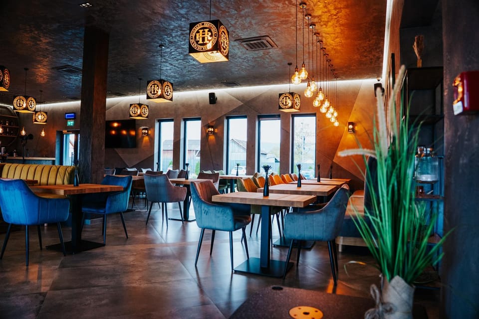 Restaurant/places to eat