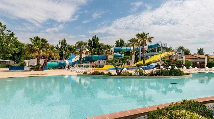 Aqua park, Swimming pool