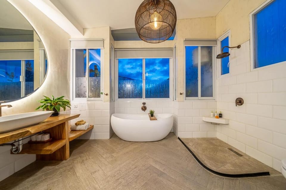 Villa 888 Tropical Heart - 1BR Pool Villa Seminyak Villa in Kuta