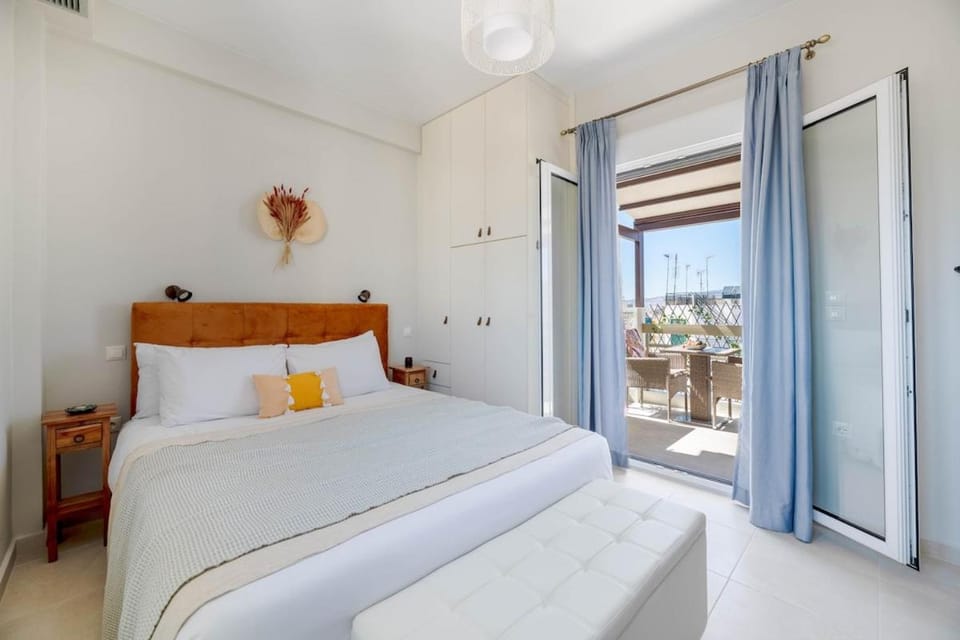 Bed, View (from property/room), Bedroom, wardrobe