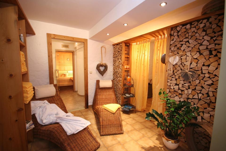 Sauna, Spa and wellness centre/facilities