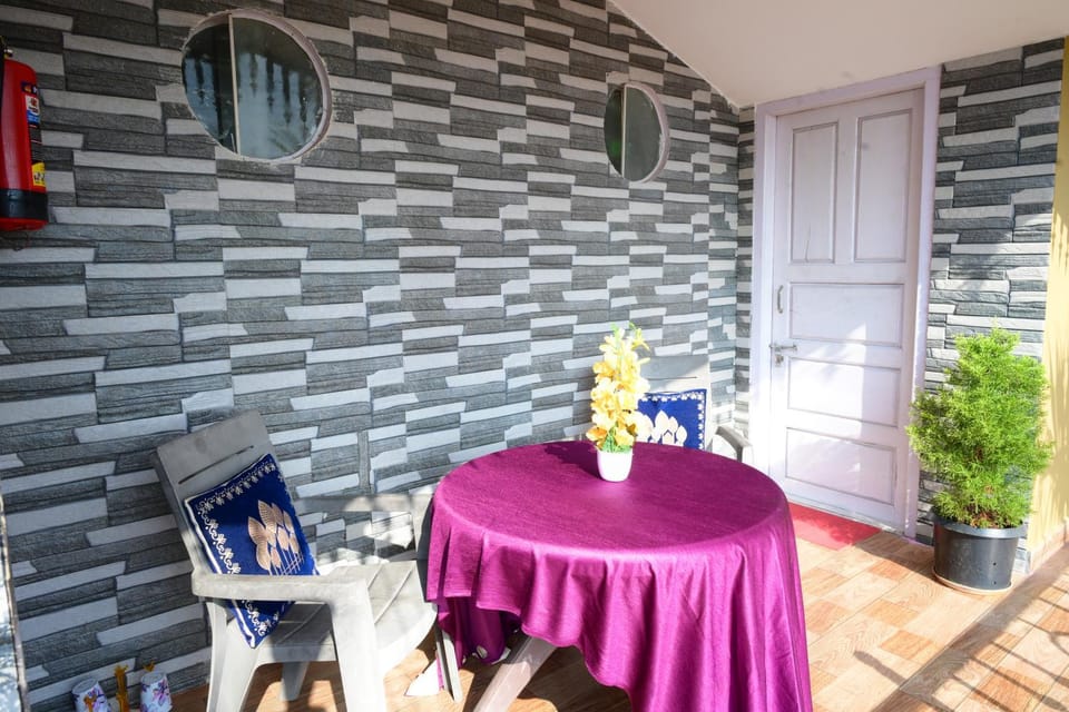 Seating area