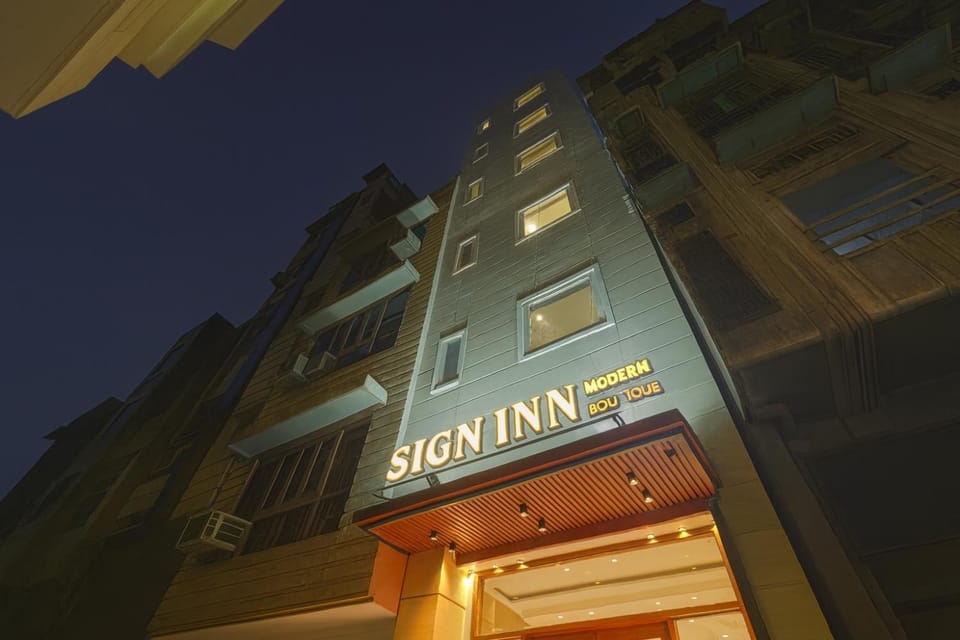 Property building, Night