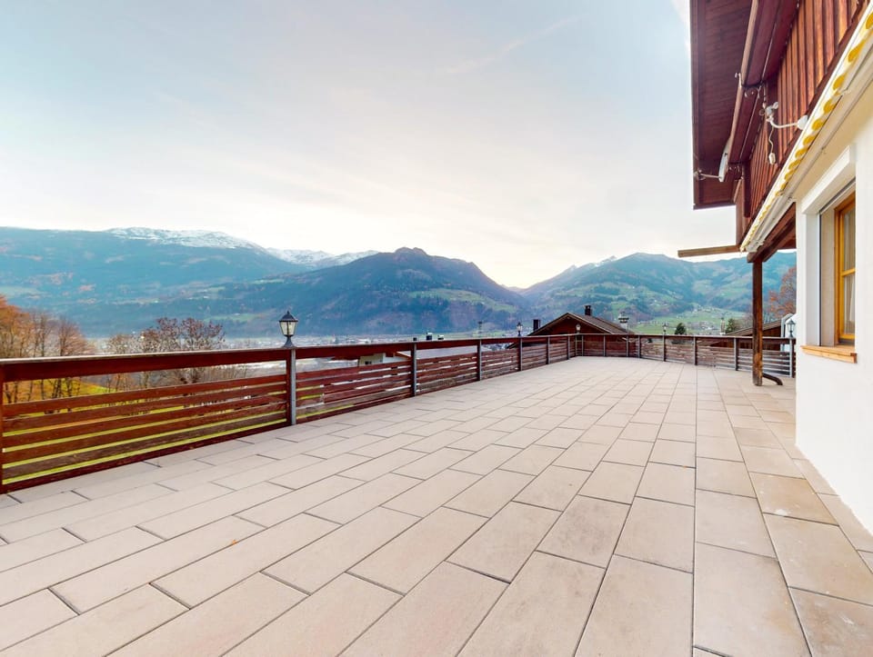 View (from property/room), Balcony/Terrace