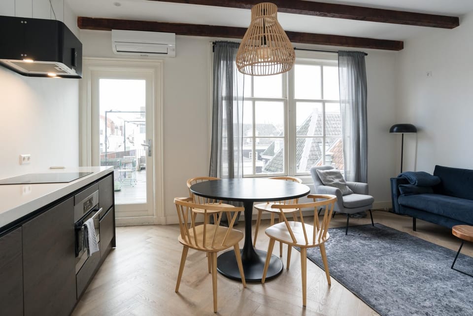 Kitchen or kitchenette, Living room, Dining area