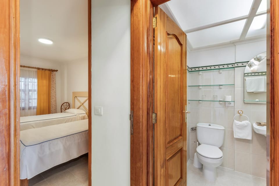 Property building, Bathroom, Living room