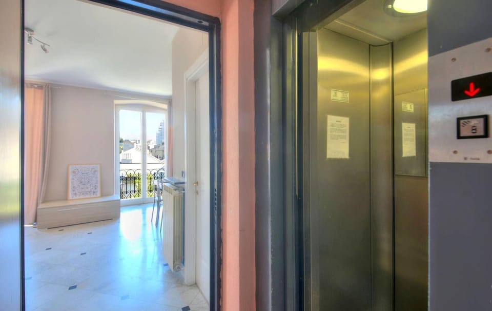 elevator