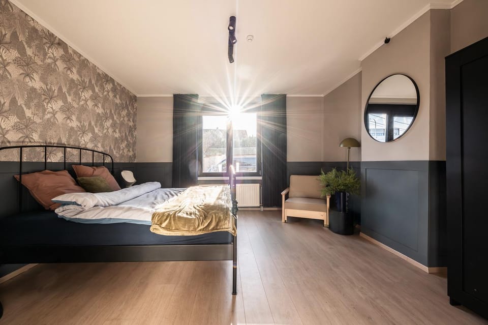 Bed, Photo of the whole room, Bedroom, wardrobe