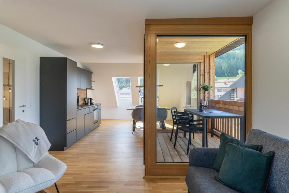 Kitchen or kitchenette, Living room, Dining area