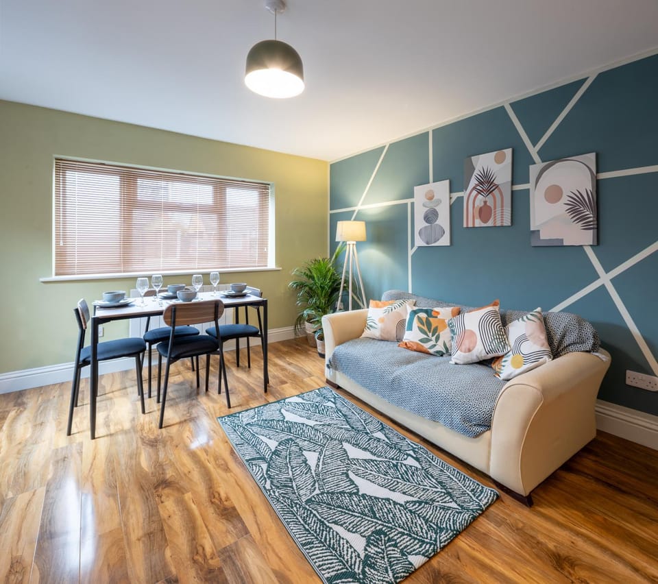 1 Bedroom property in Cheltenham House in Cheltenham