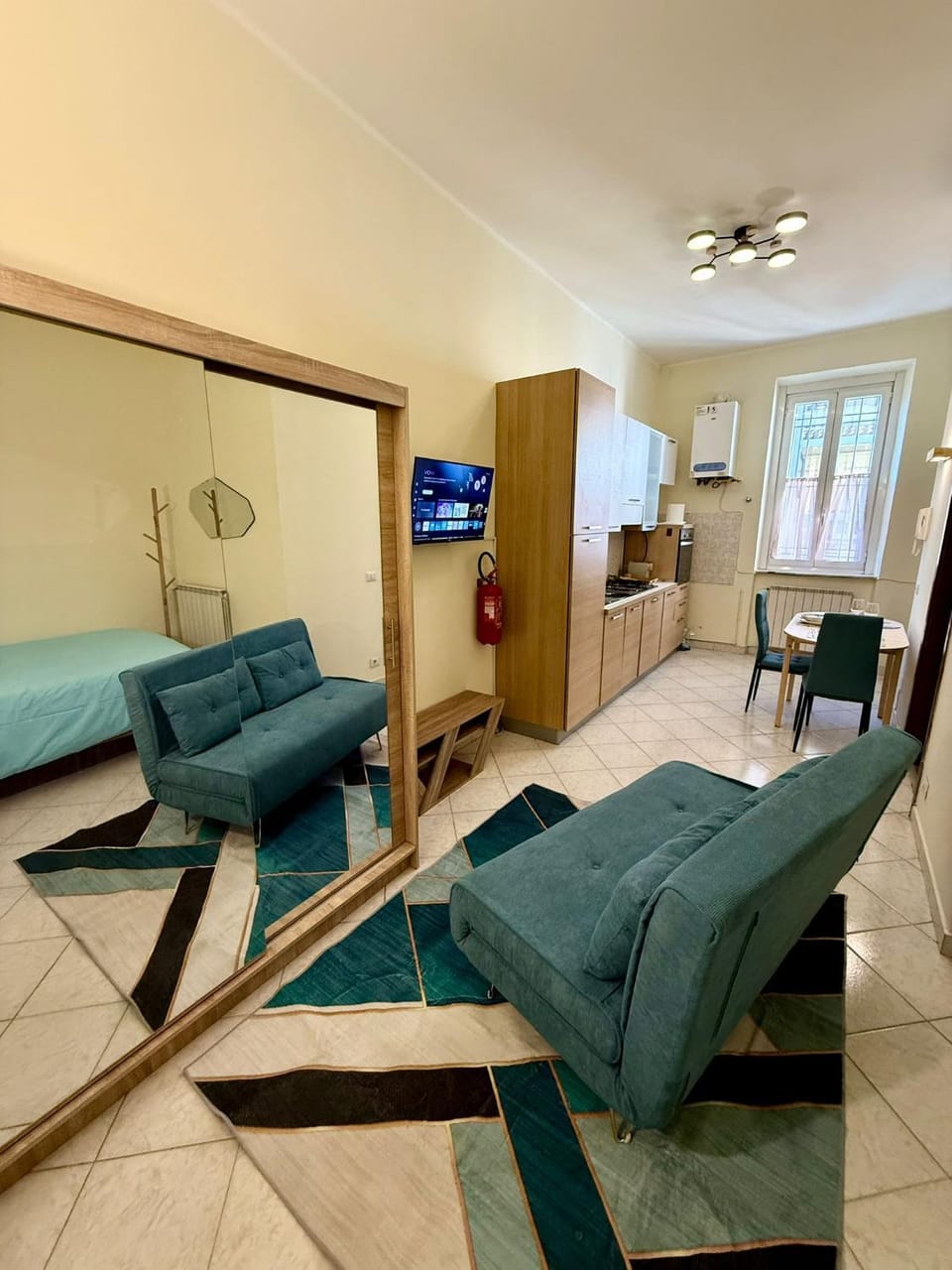 TV and multimedia, Kitchen or kitchenette, Seating area, Dining area, Bedroom
