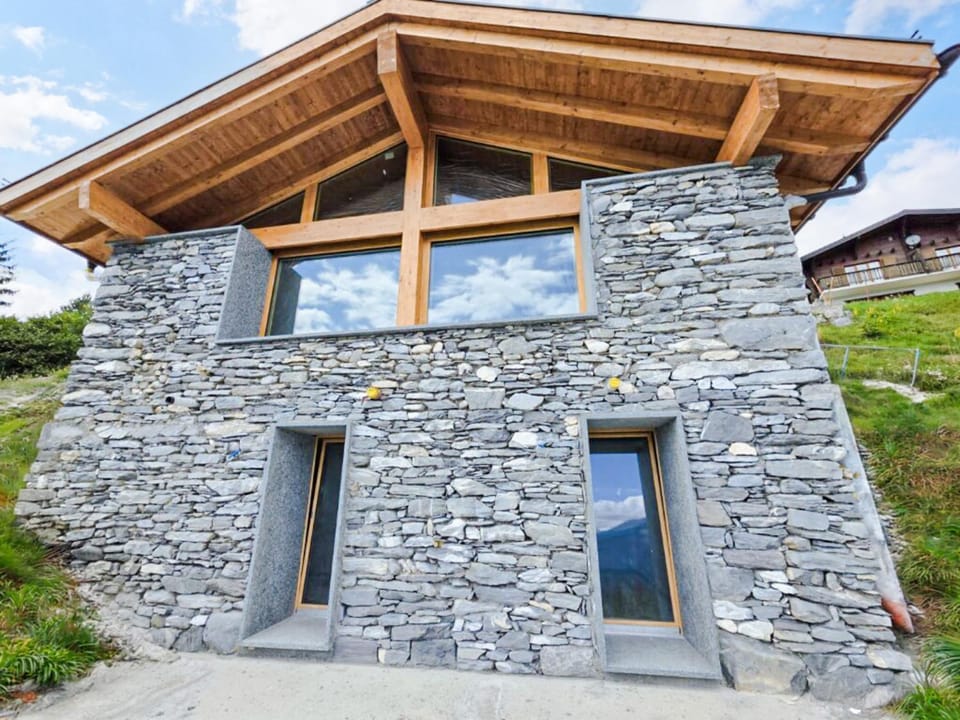 Chalet "Marbre" House in Crans-Montana