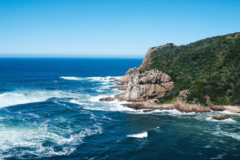 Nearby landmark, Natural landscape