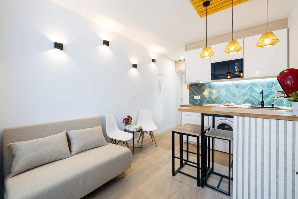 TV and multimedia, Kitchen or kitchenette, Living room, Dining area
