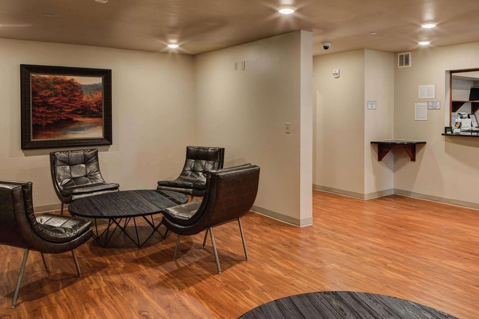 Lobby or reception, On site