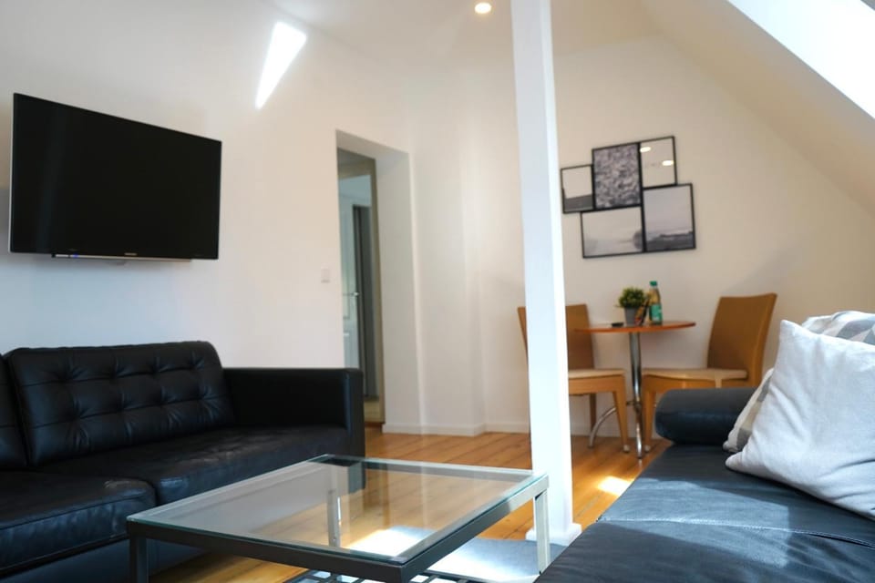 Communal lounge/ TV room, TV and multimedia