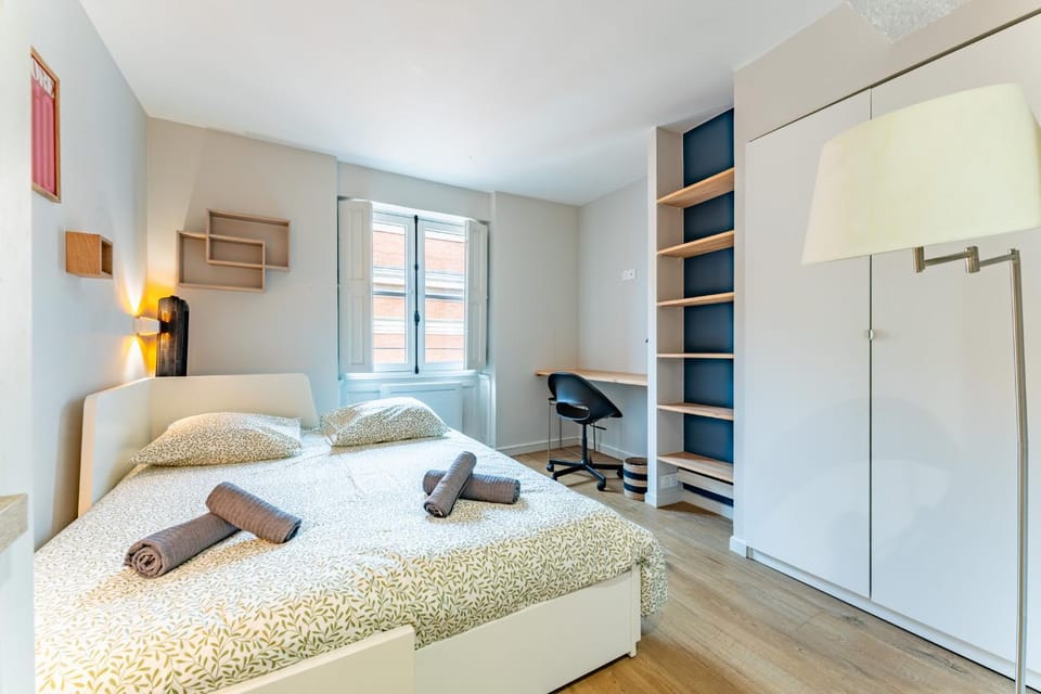 Bed, Photo of the whole room, Bedroom, towels, wardrobe