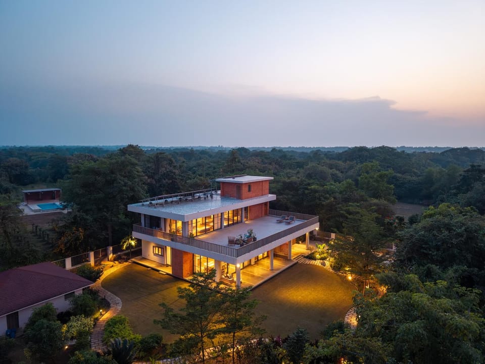 Property building, Bird's eye view
