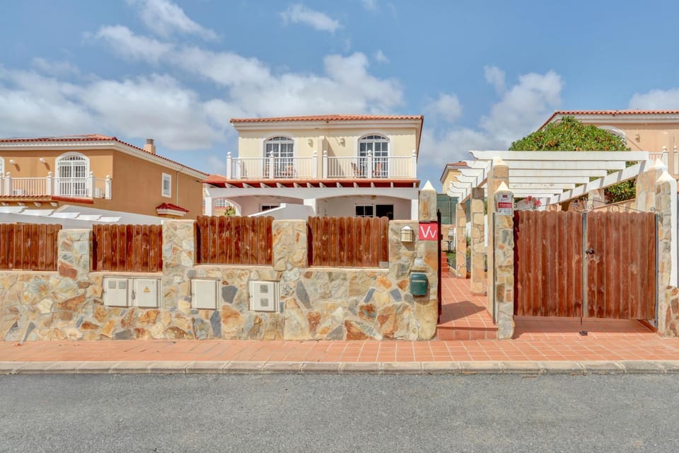 Albatros Home House in Castillo Caleta de Fuste