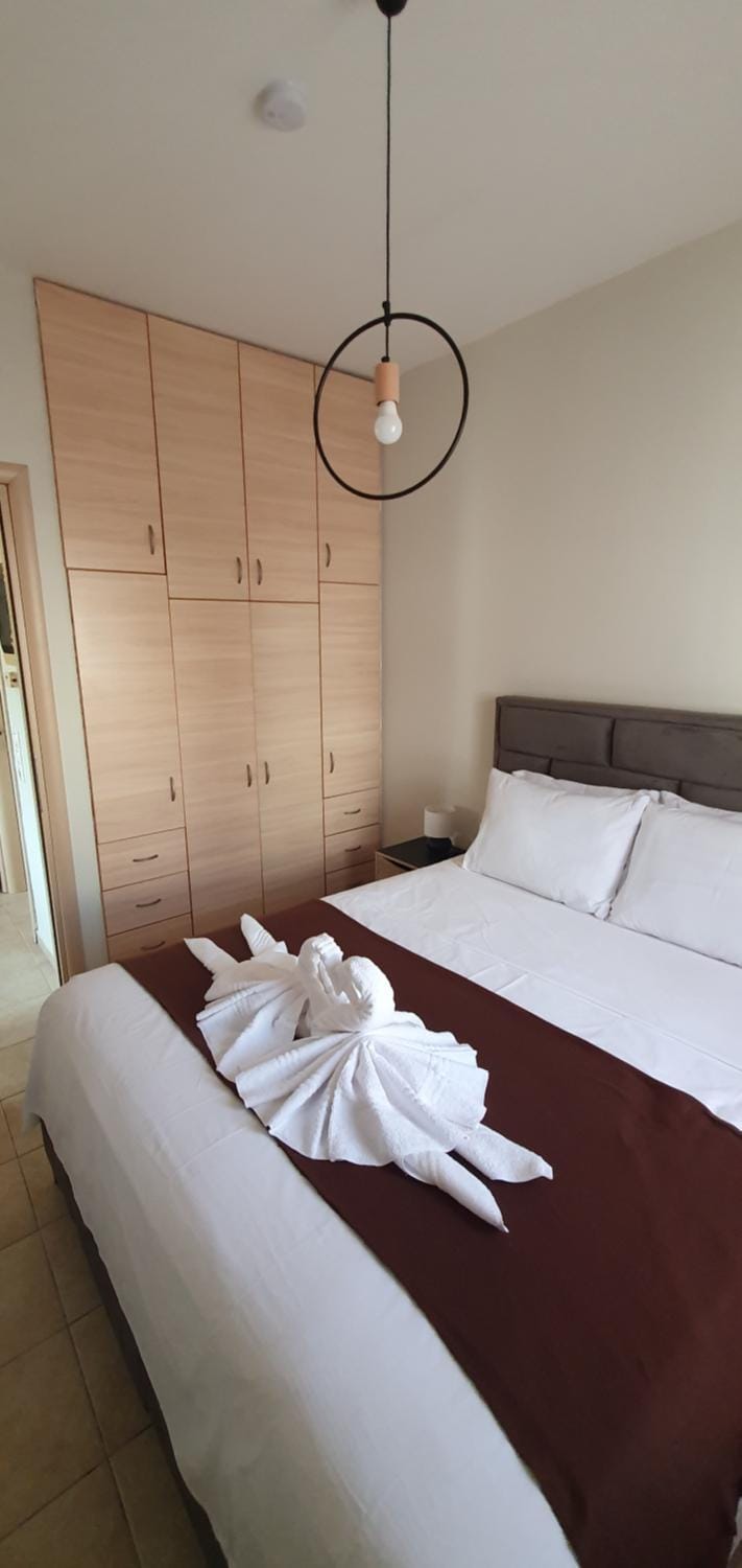 Bedroom, wardrobe