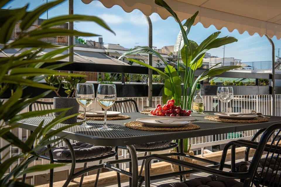 Patio, Day, View (from property/room), Balcony/Terrace