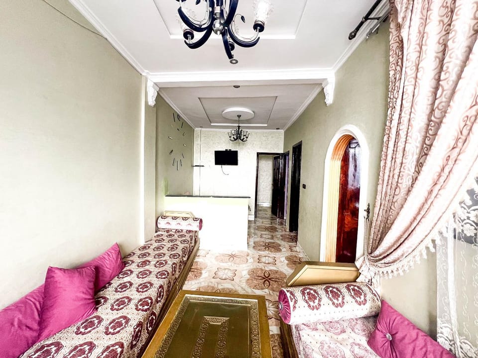 TV and multimedia, Seating area