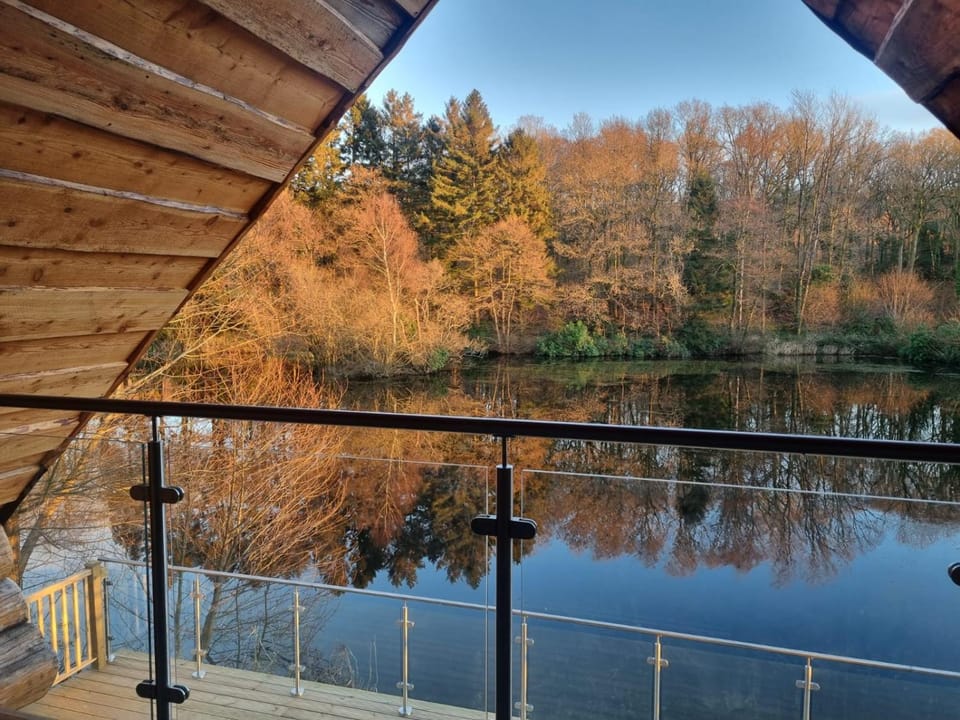 Natural landscape, Balcony/Terrace, River view