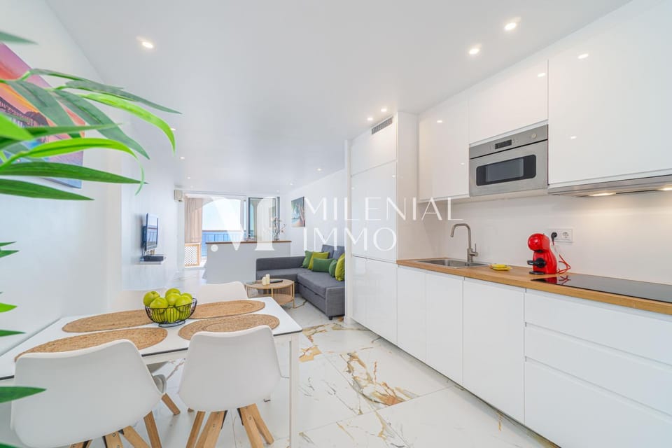 Dining area, kitchen