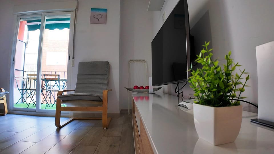 TV and multimedia, Seating area