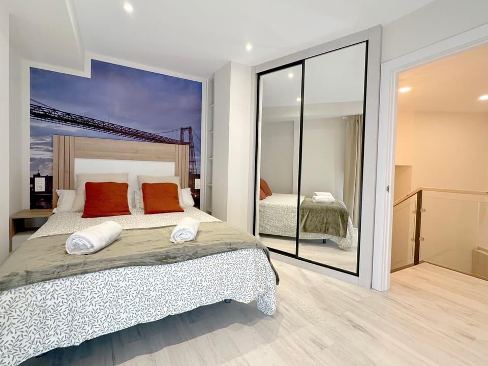 Bed, Photo of the whole room, Bedroom, wardrobe