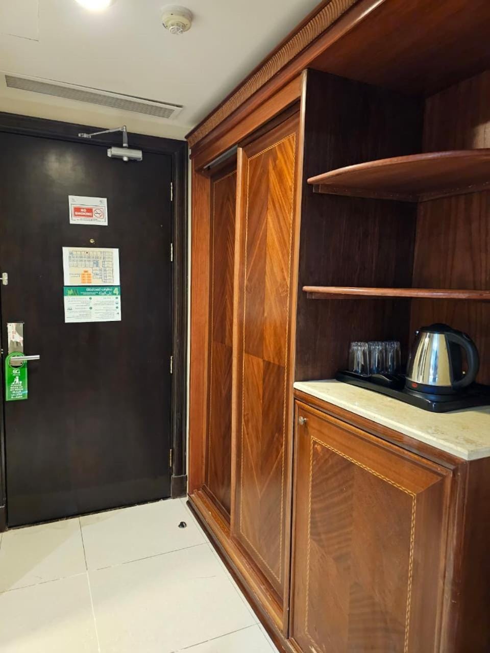 Kitchen or kitchenette, wardrobe