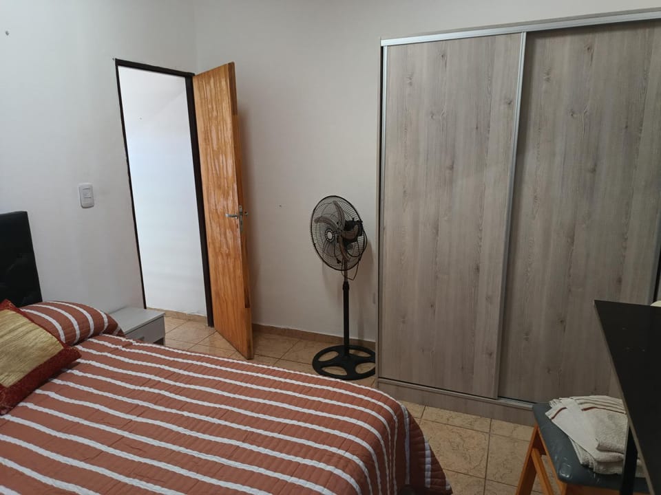 Bed, Photo of the whole room, wardrobe
