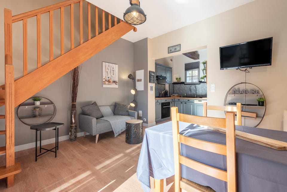 Property building, Living room