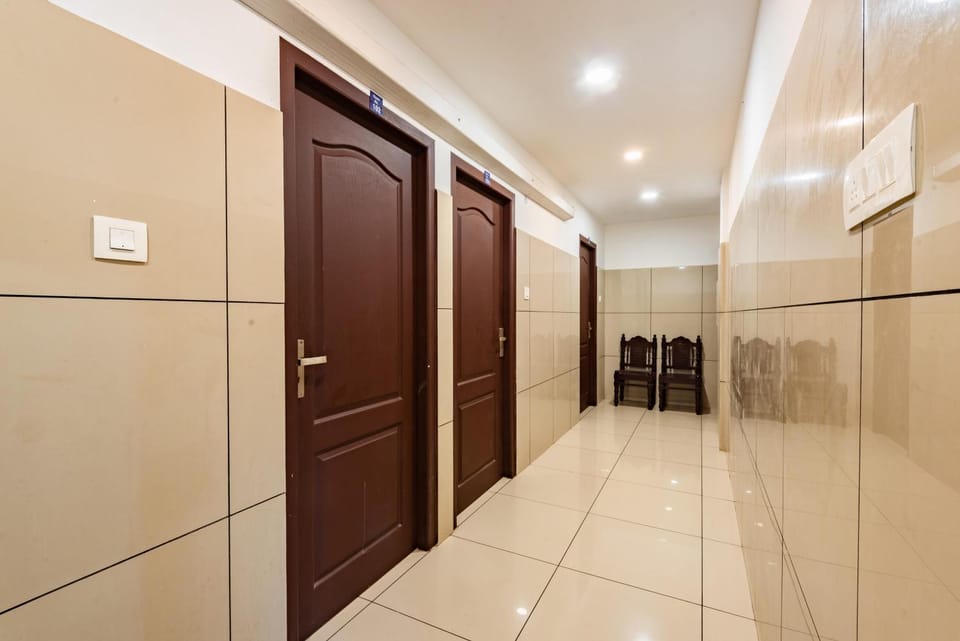Oxe residency Love hotel in Kozhikode
