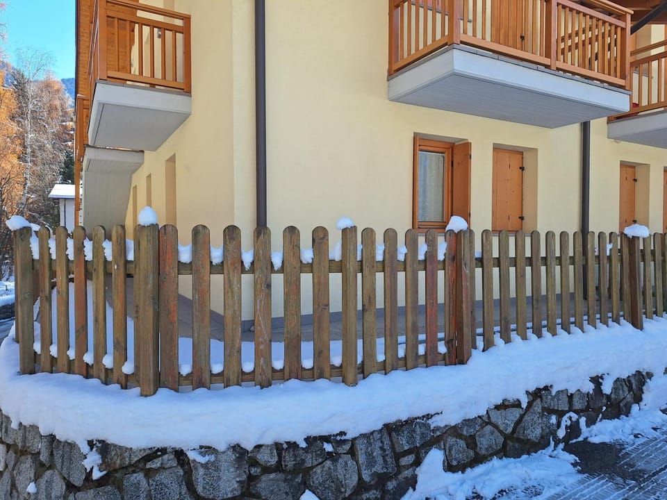 Property building, Winter