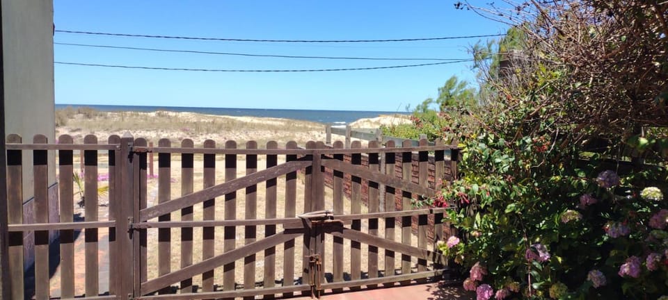 Monoambiente frente al Mar Arachania La Paloma Apartment in Rocha Department, Uruguay