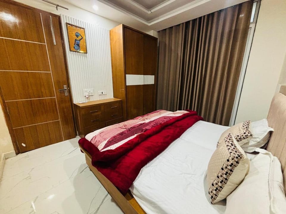 Ganga River cozy stay by The Nirvanaa blues Apartment in Rishikesh