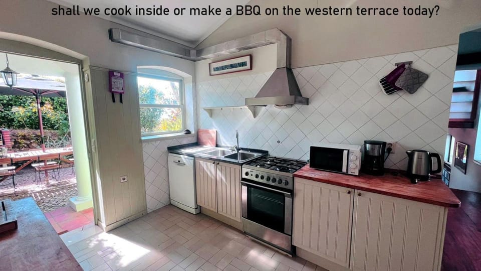 Balcony/Terrace, dishwasher, microwave, stove, toaster, washing machine, kitchen