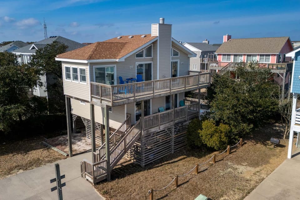 Salty Vibes 6Min Walk to Beach Pool & Dog Loving House in Corolla
