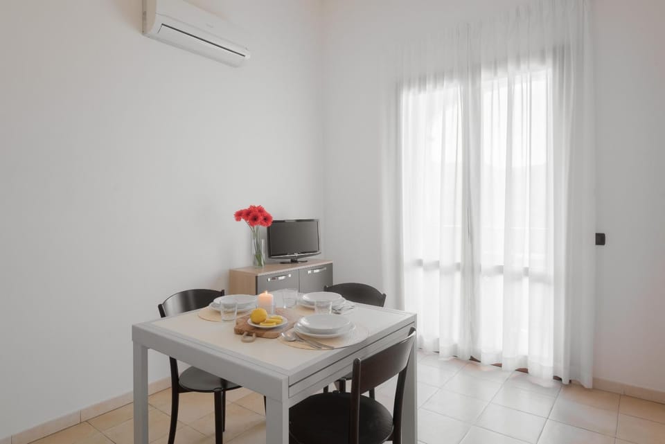 Stylish Residence Le Fontane 2 BedrApt T5 sleeps 5 Apartment in Villasimius