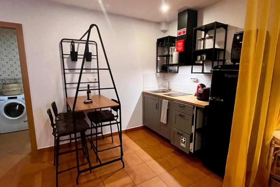 Tutti studio by Turin Apartment in Funchal