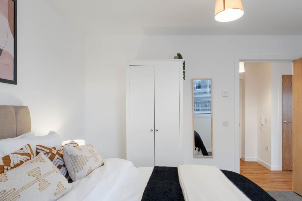 Bed, Bedroom, wardrobe