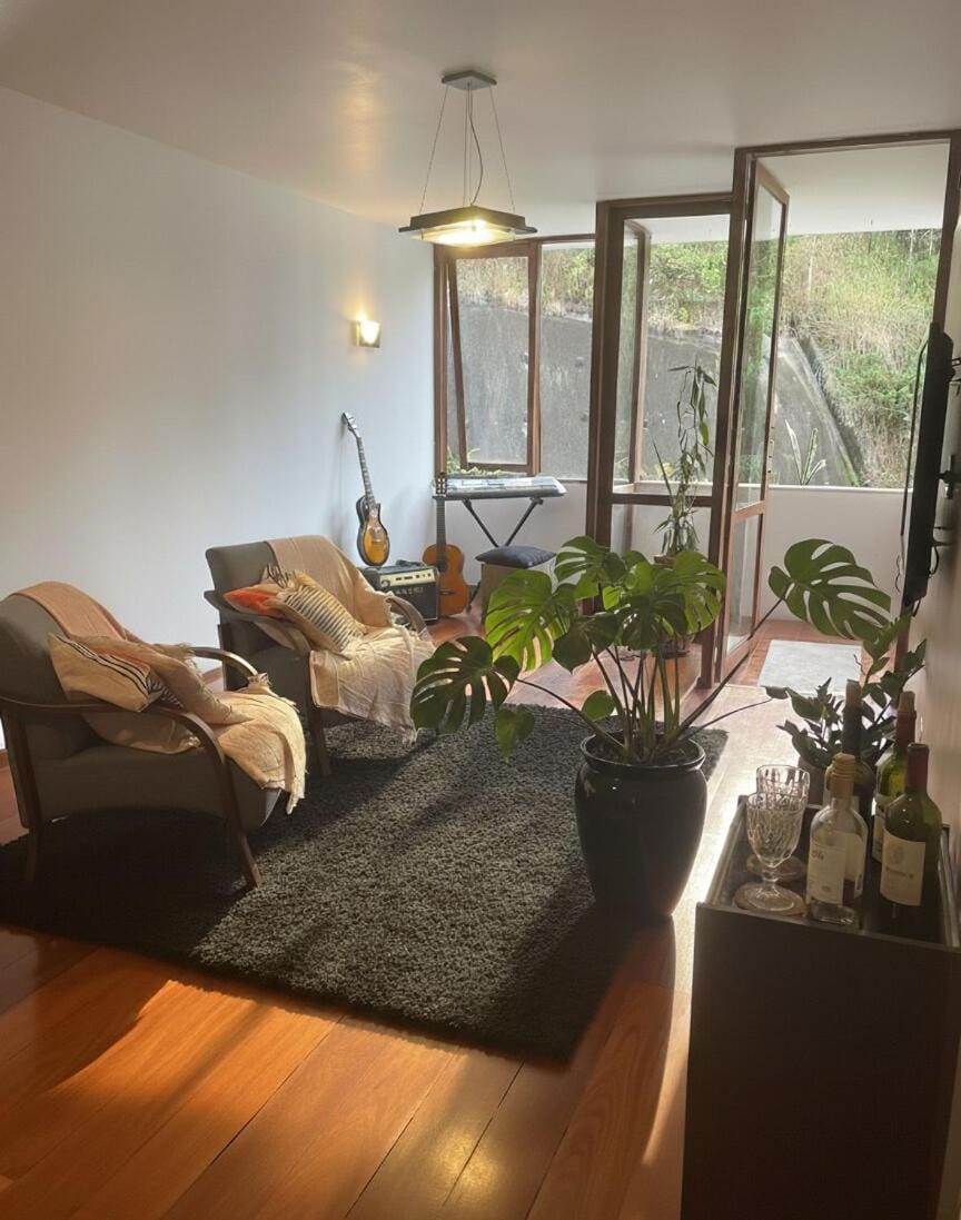 Quarto aconchegante no Centro de Nova Friburgo! Apartment in Nova Friburgo