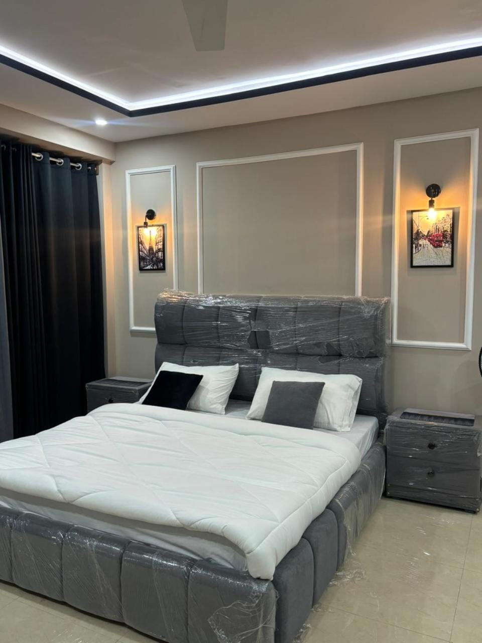 Bed, Photo of the whole room, Bedroom