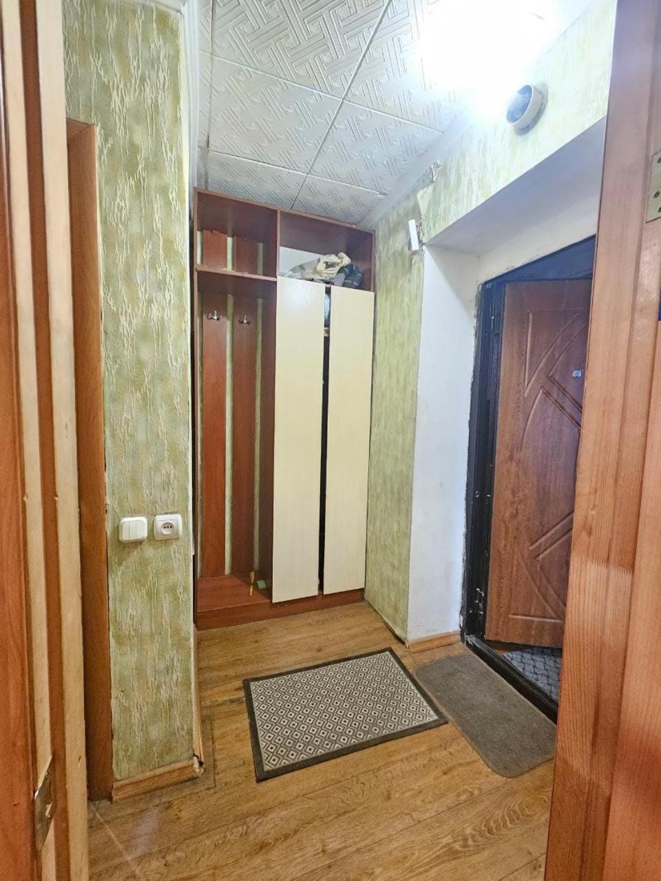 apartment stop shopping center Apartment in Ukraine