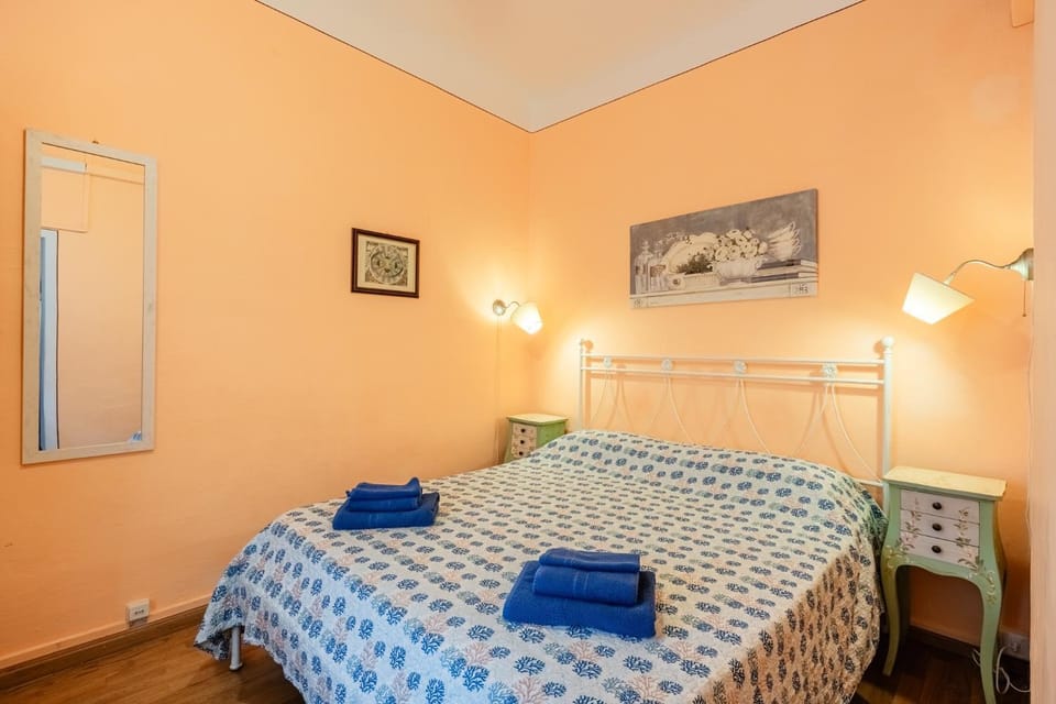 Living room, Bedroom