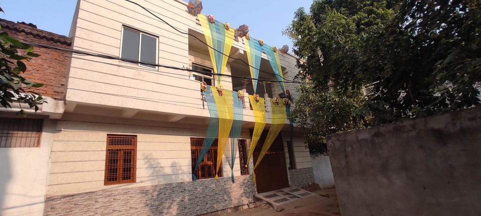 Jakusst guest house House in India