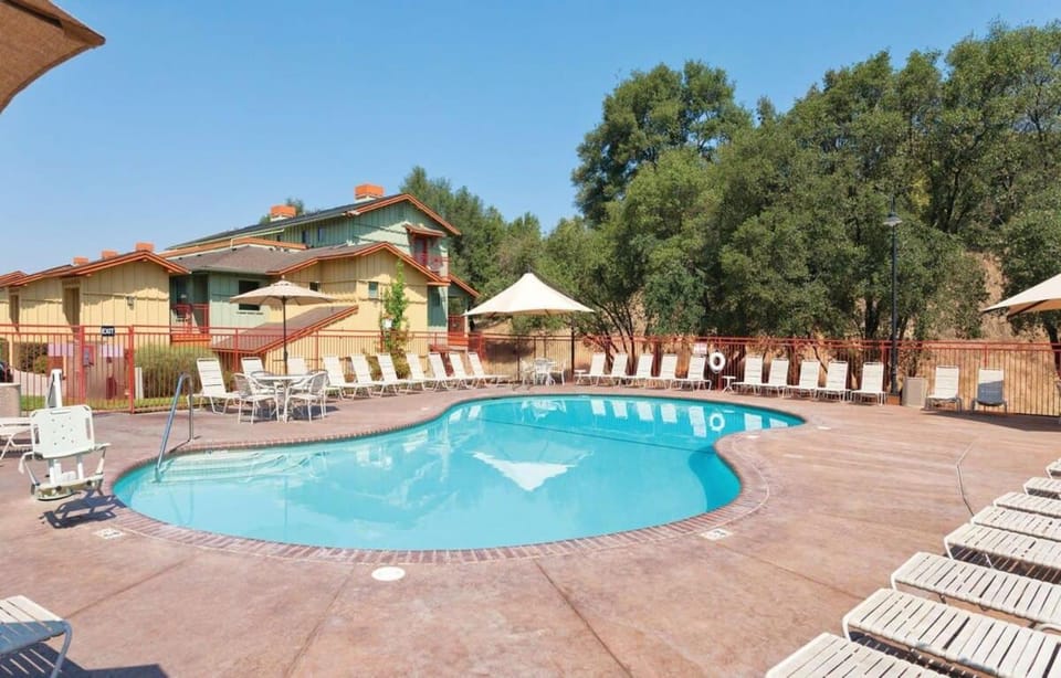Wyndham Angels Camp- 1 BR- Apartment with Resort Access House in Angels Camp