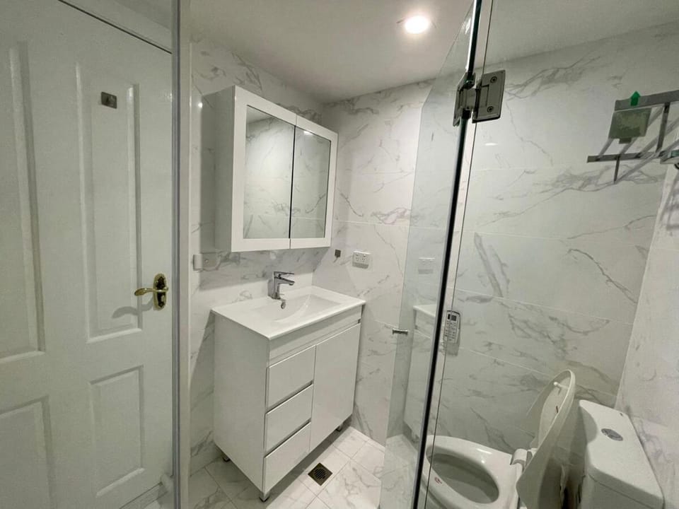 Marrickville Studio with Private Kitchen & Bathroom Apartment in Marrickville